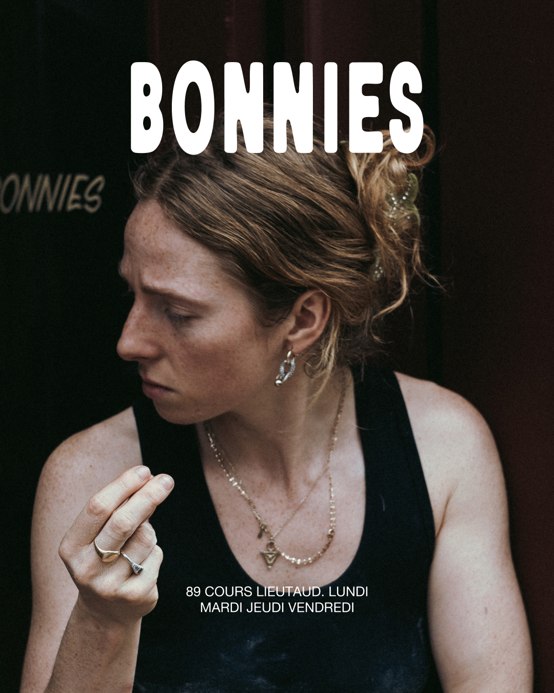 Poster 32